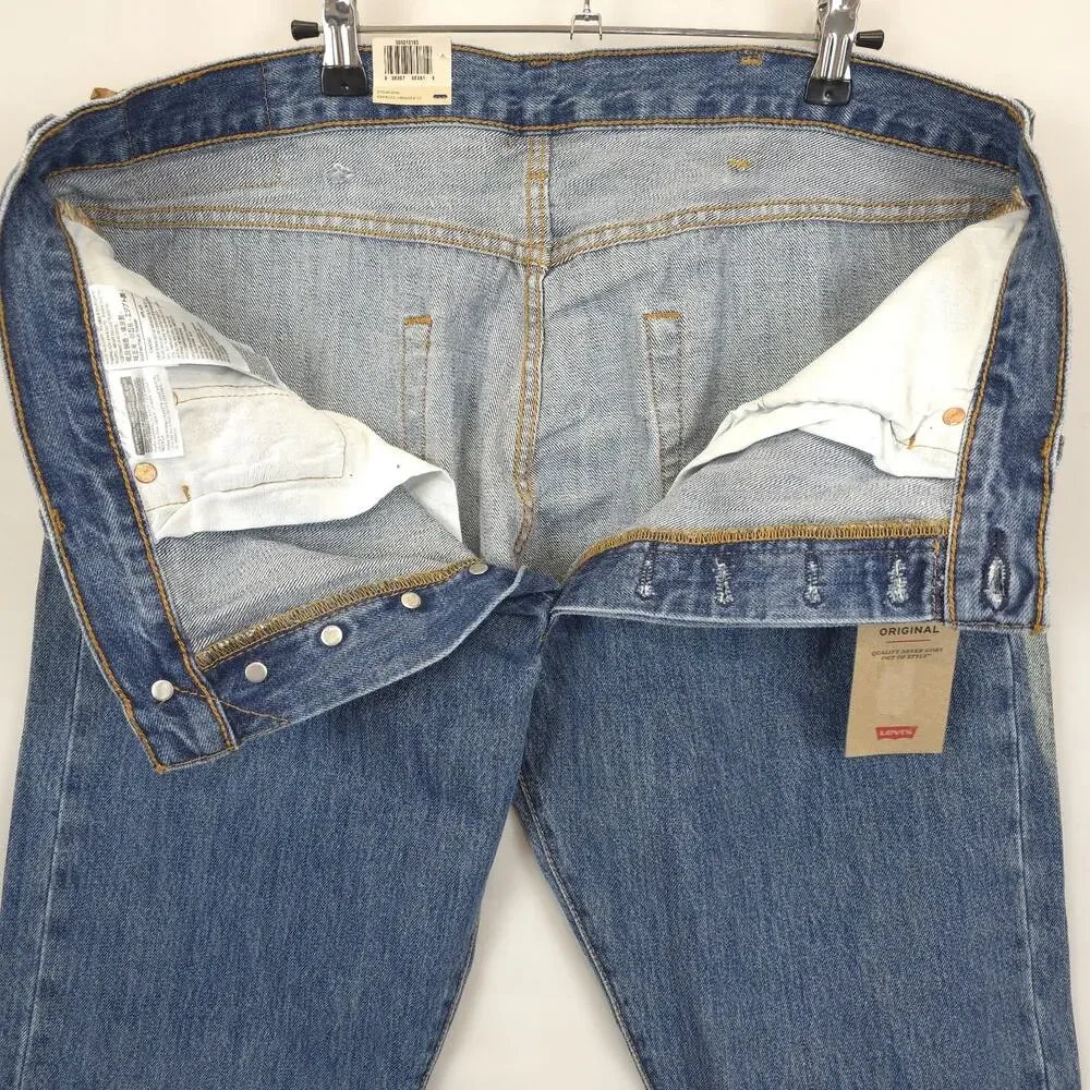 Men's Levi's 501‎ Straight Leg 38x30 Button Fly Bleached Blue Denim Jeans